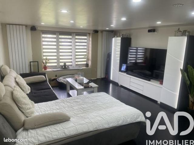 Propriété 4 pièces 171 m²