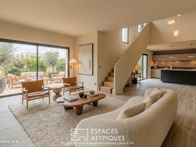 Propriété 4 pièces 173 m²