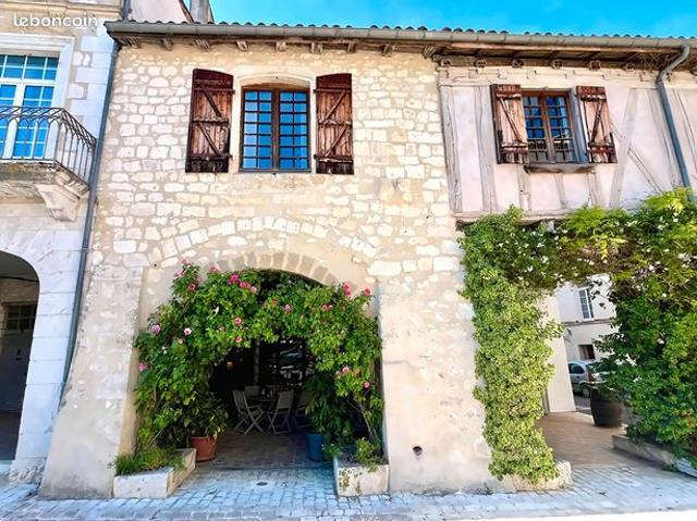 Propriété 4 pièces 173 m²