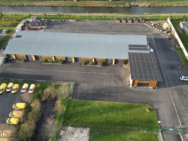 Propriété 4 pièces 186 m²
