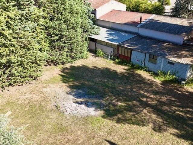 Maison 4 pièces 577 m²