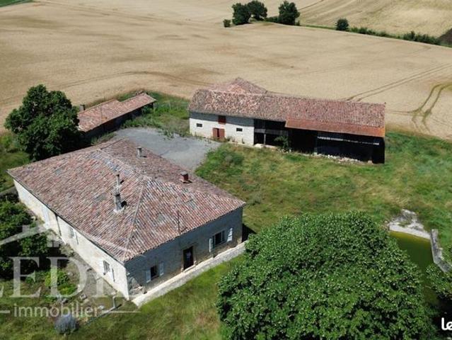 Propriété 4 pièces 187 m²