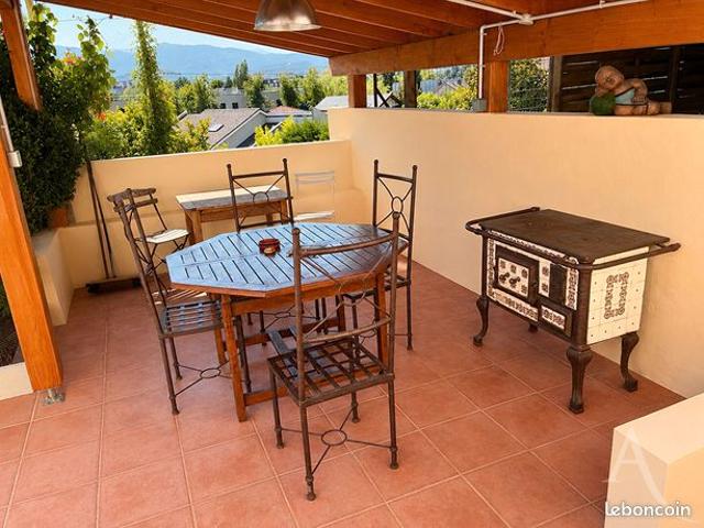 Propriété 4 pièces 180 m²