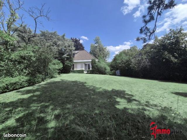 Propriété 4 pièces 190 m²