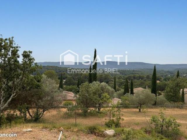 Propriété 4 pièces 200 m²