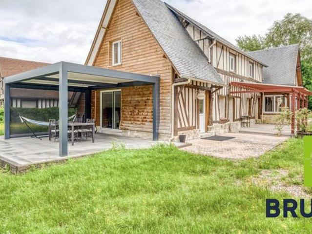 Propriété 4 pièces 201 m²
