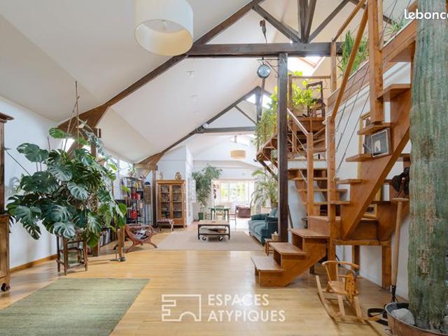 Propriété 4 pièces 202 m²