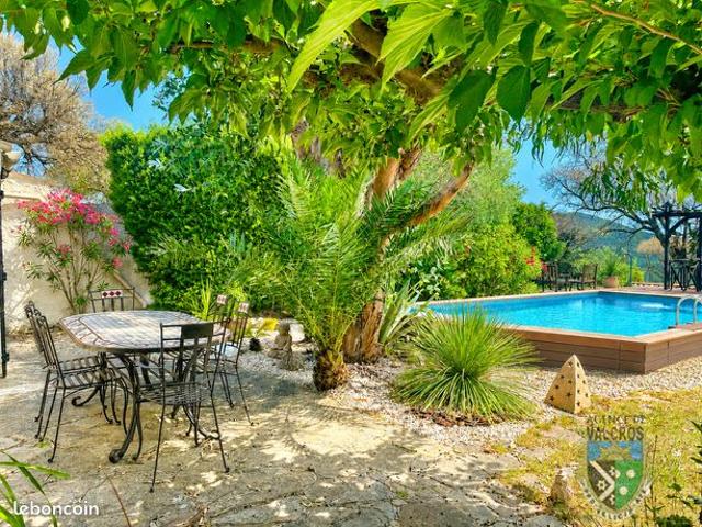 Propriété 4 pièces 61 m²