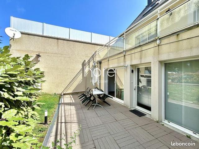 Propriété 4 pièces 65 m²