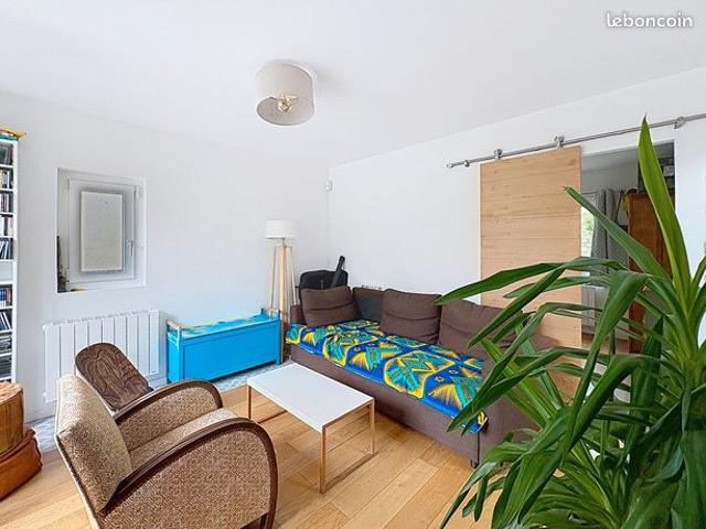Propriété 4 pièces 65 m²