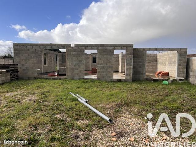 Propriété 4 pièces 76 m²