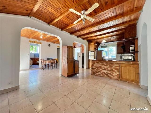 Propriété 4 pièces 76 m²