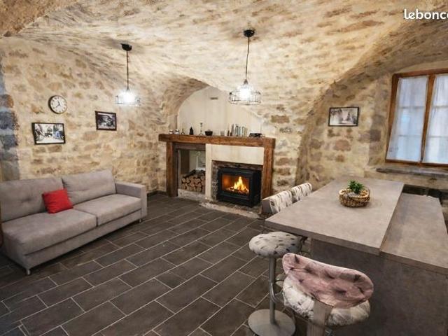 Propriété 4 pièces 76 m²