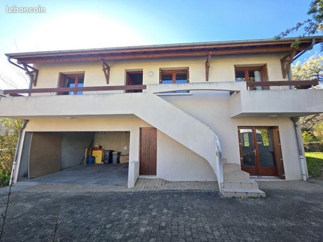Propriété 4 pièces 78 m²