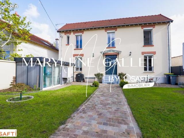 Propriété 4 pièces 81 m²