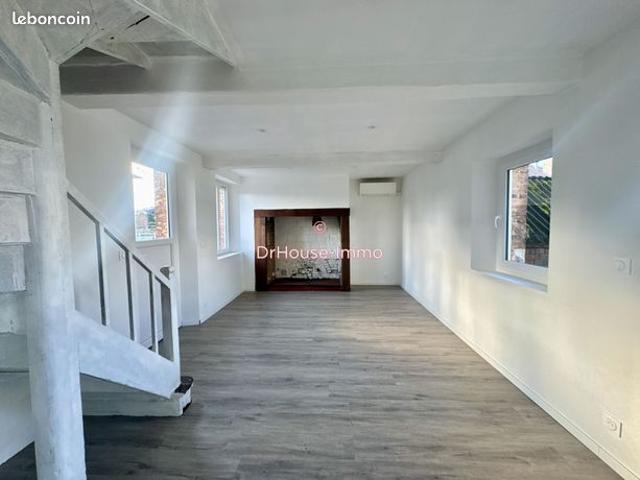 Propriété 4 pièces 81 m²