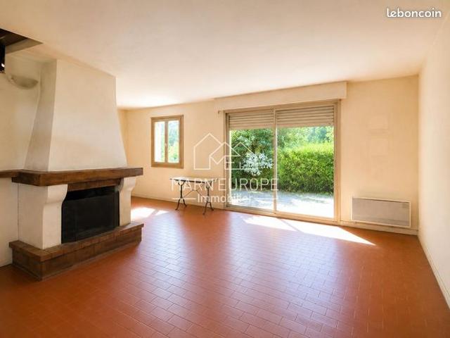Propriété 4 pièces 82 m²