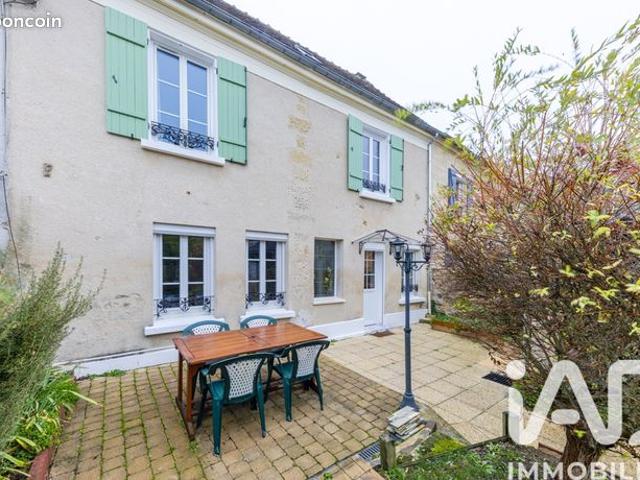 Propriété 4 pièces 82 m²