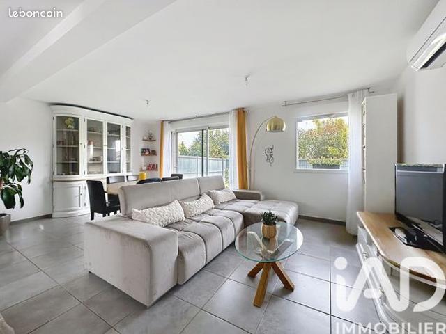 Propriété 4 pièces 83 m²