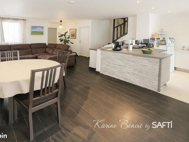 Propriété 4 pièces 83 m²
