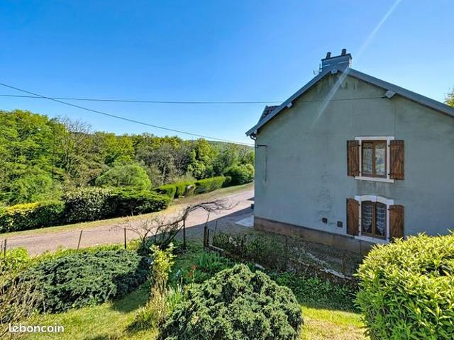Propriété 4 pièces 84 m²