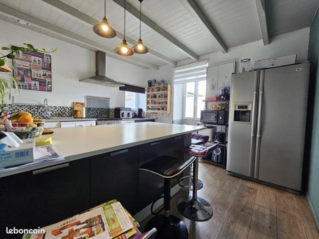 Propriété 4 pièces 84 m²