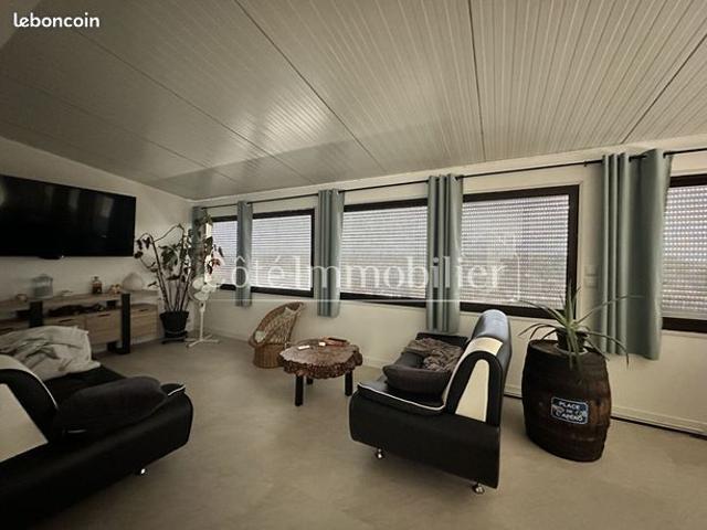 Propriété 4 pièces 86 m²