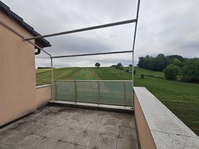 Propriété 4 pièces 88 m²