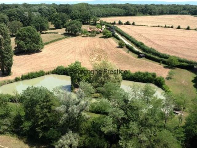 Propriété 4 pièces 89 m²