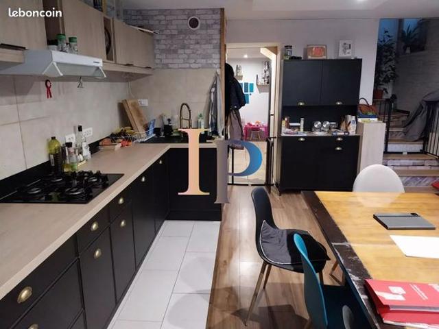 Propriété 4 pièces 89 m²