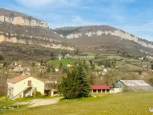 Propriété 4 pièces 90 m²