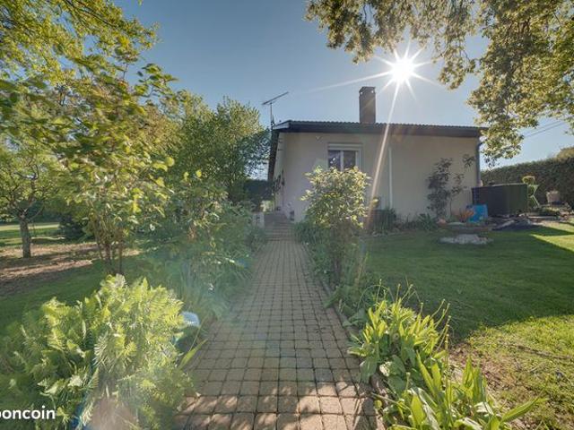 Propriété 4 pièces 90 m²