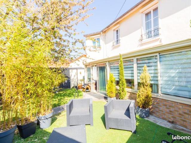 Propriété 4 pièces 90 m²