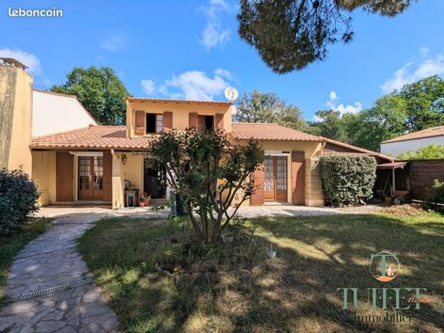 Propriété 4 pièces 90 m²