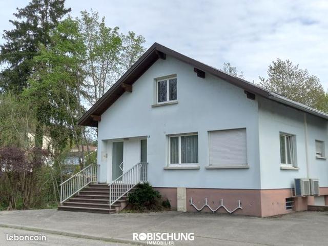 Propriété 4 pièces 90 m²
