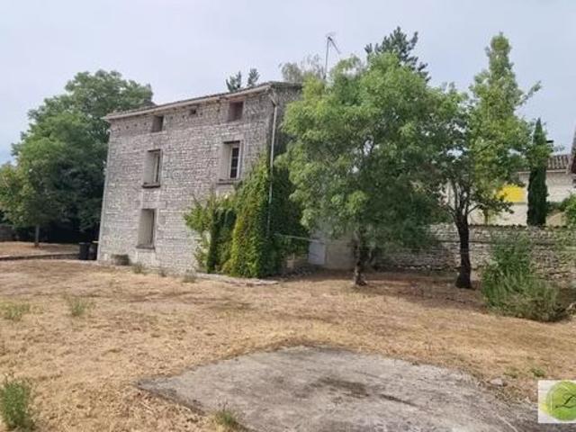Propriété 4 pièces 90 m²