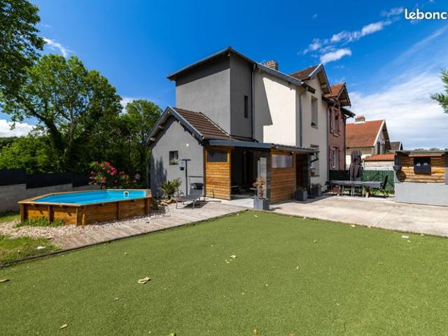 Propriété 4 pièces 91 m²