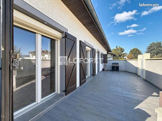 Propriété 4 pièces 92 m²