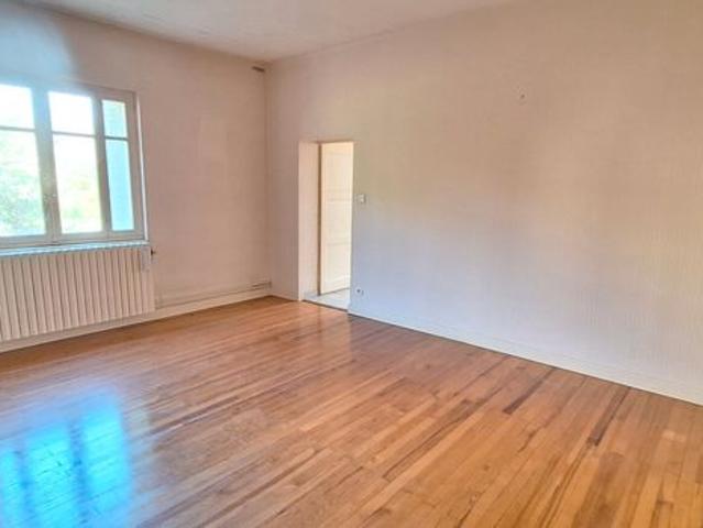 Propriété 4 pièces 92 m²