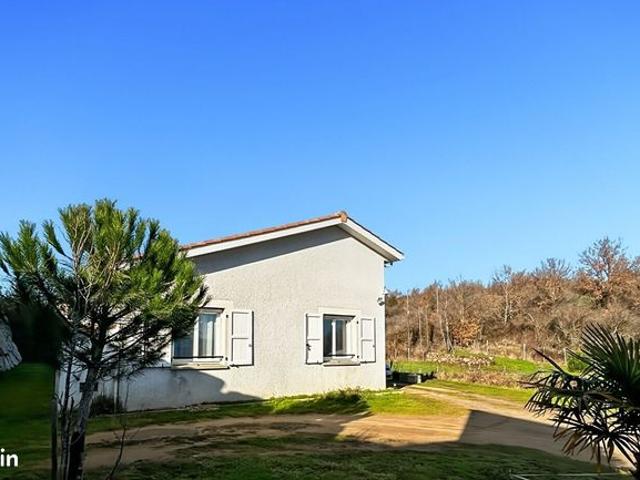 Propriété 4 pièces 93 m²