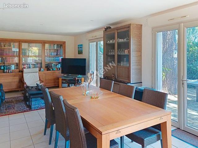 Propriété 4 pièces 95 m²