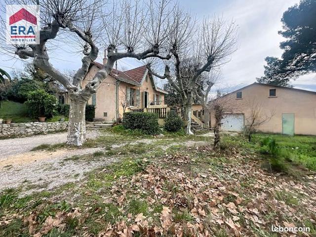Propriété 4 pièces 96 m²