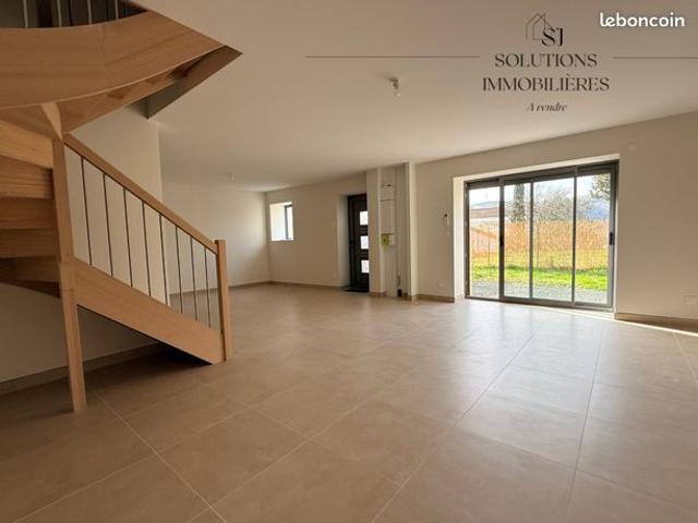 Propriété 4 pièces 97 m²