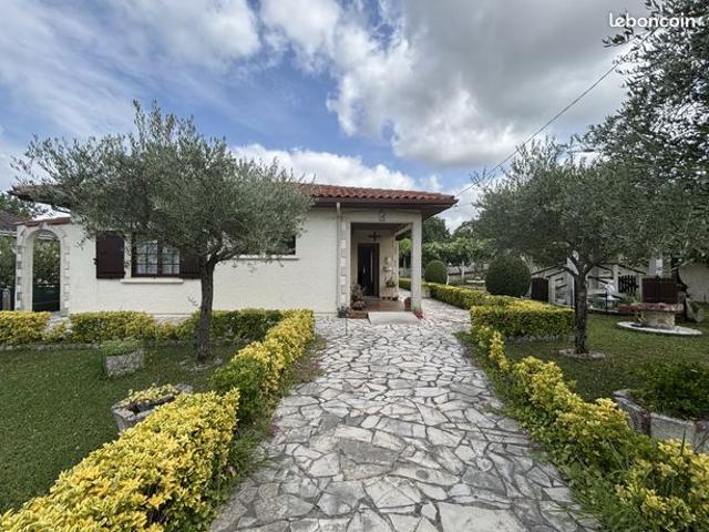 Propriété 4 pièces 98 m²