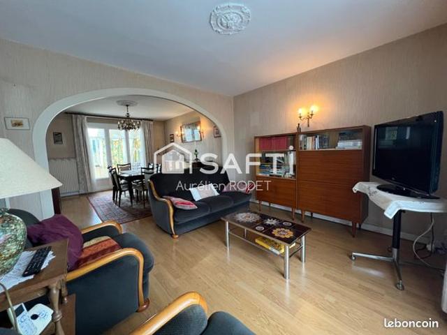 Propriété 4 pièces 99 m²