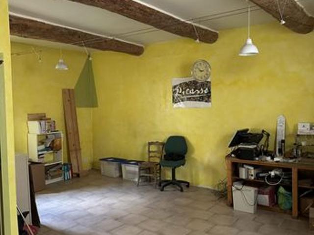 Propriété 4 pièces 99 m²
