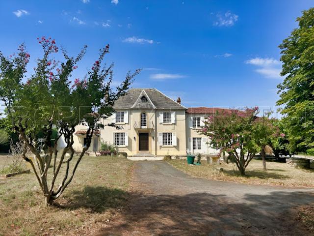 Propriété avec jardin