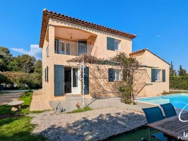 Propriété 5 pièces 104 m²