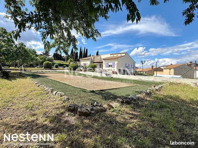 Propriété 5 pièces 104 m²