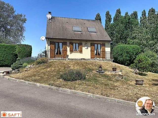 Propriété 5 pièces 105 m²